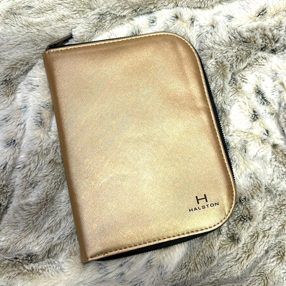 ⭐️3 for $10 bundle⭐️  NWOT Halston Travel Jewelry Case
